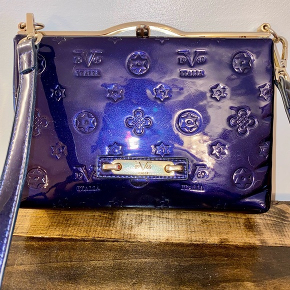 Versace V1969 Italia Scarlet Frame Crossbody Purse Bag NEW - Picture 2 of 6